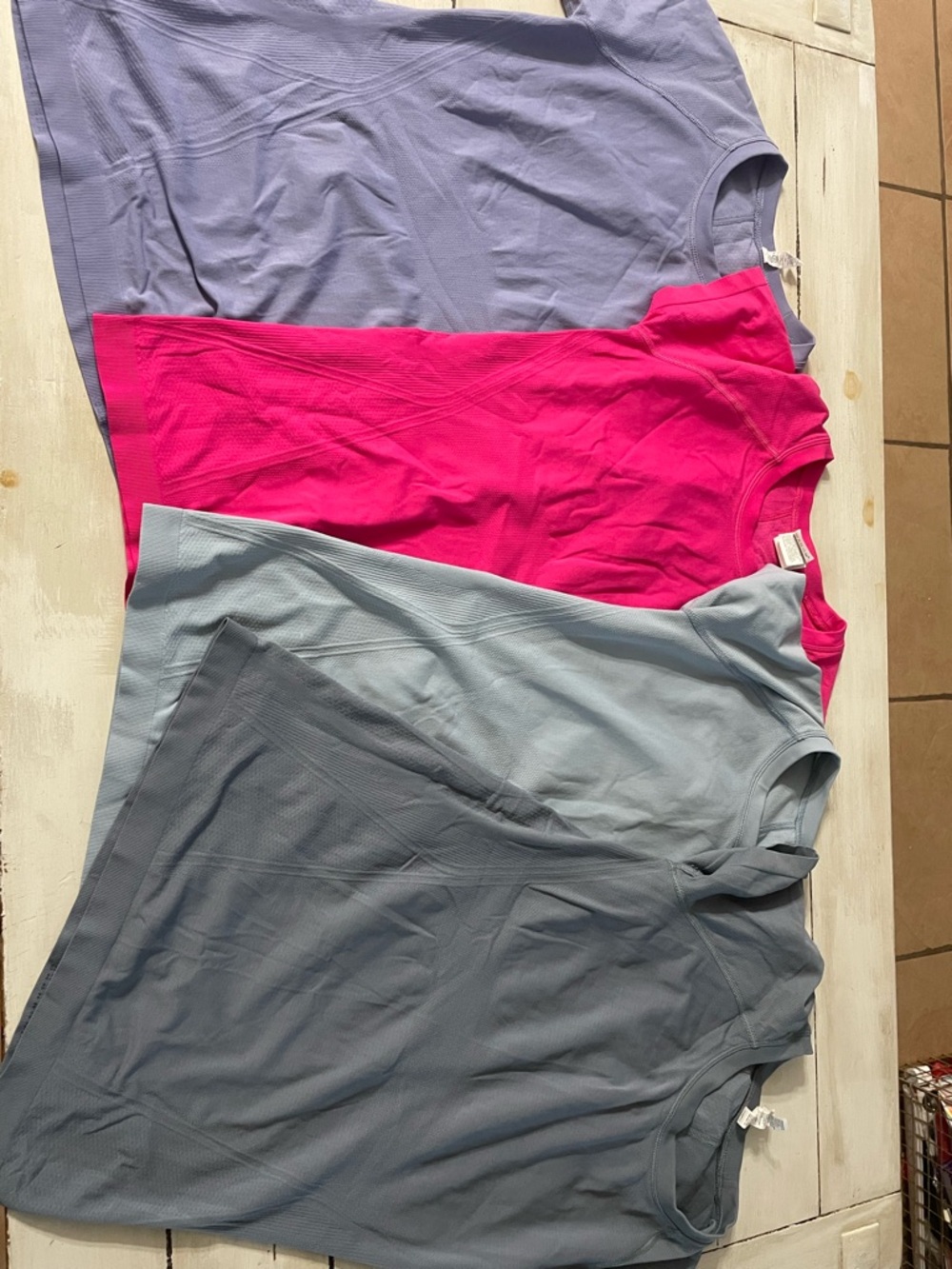 Athleta Momentum Seamless Tees - 4 tees - woman’s small